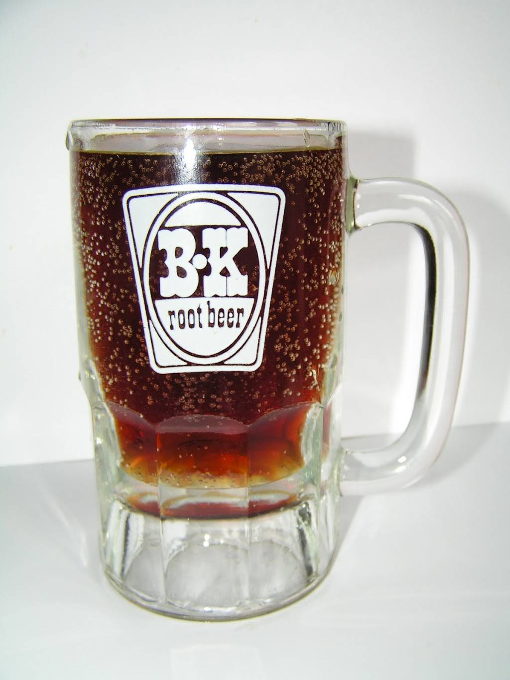 B & K Root Beer Drive In | restaurant | 2184 Manchester Rd, Akron, OH 44314, USA | 3307533674 OR +1 330-753-3674