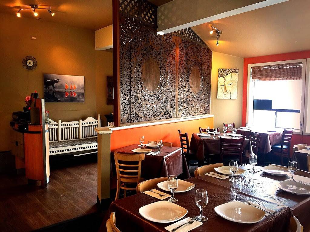 Banana Leaf Thai Bistro | meal takeaway | 609 Washington St, Port Townsend, WA 98368, USA | 3603796993 OR +1 360-379-6993