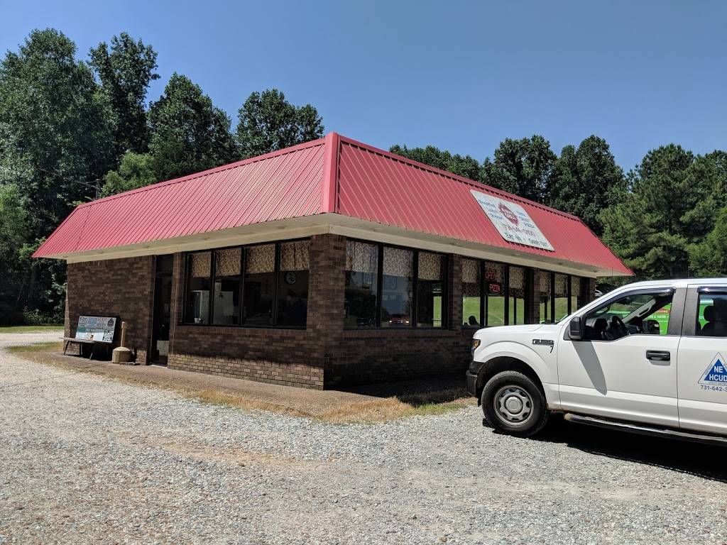 4-Way Grill | restaurant | 6121 E Antioch Rd, Springville, TN 38256, USA | 7316410100 OR +1 731-641-0100