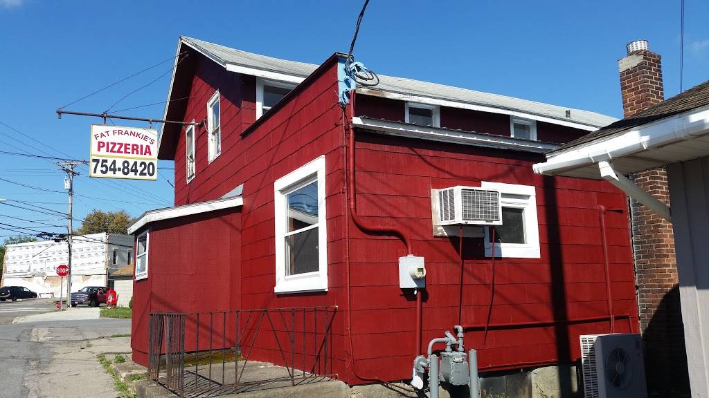 Fat Frankies Pizzeria | restaurant | 6790 Main St, Red Creek, NY 13143, USA | 3157548420 OR +1 315-754-8420
