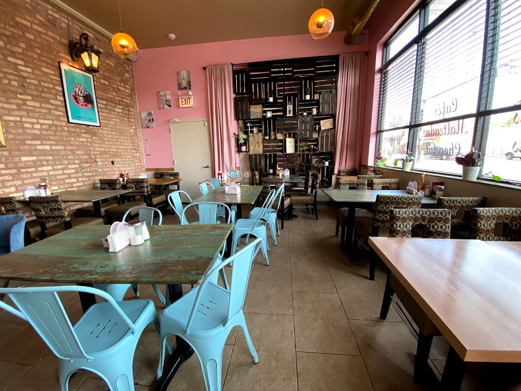 Dulce Mami Café | restaurant | 2559 W 51st St, Chicago, IL 60632, USA | 7734984409 OR +1 773-498-4409