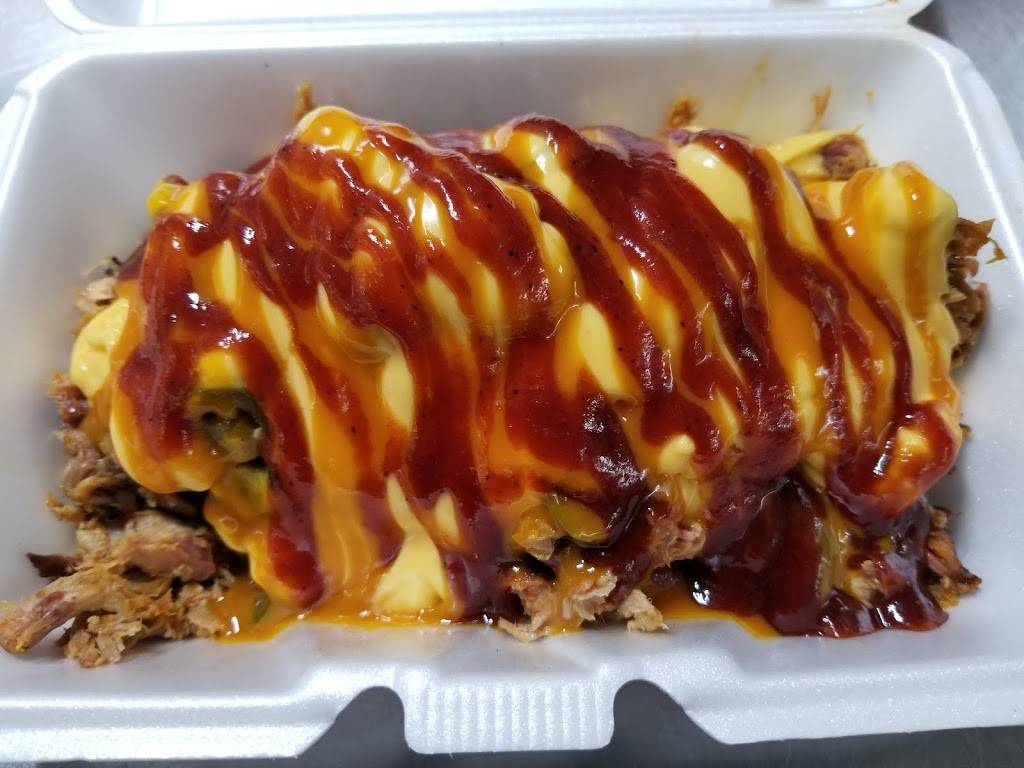 Lil Smokeys BBQ | restaurant | 8678 AL-50, Dadeville, AL 36853, USA | 3345303959 OR +1 334-530-3959