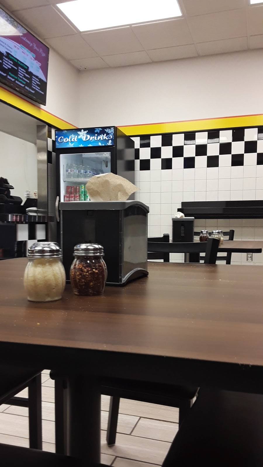 Vieux Carre’ Pizza | Harahan | meal delivery | 1640 Hickory Ave suite a, Harahan, LA 70123, USA | 5043051234 OR +1 504-305-1234