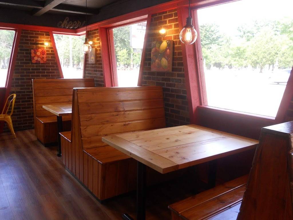 Fat Joes Pizzeria | restaurant | 1716 Grand Ave, Wausau, WI 54403, USA | 7152980902 OR +1 715-298-0902