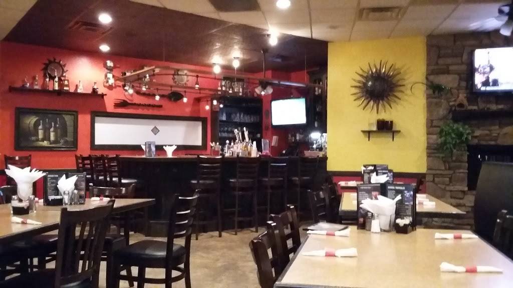 Sol Y Luna Cali-Mex Grill & Bar | restaurant | 1715 Brevard Rd, Hendersonville, NC 28791, USA | 8286924888 OR +1 828-692-4888