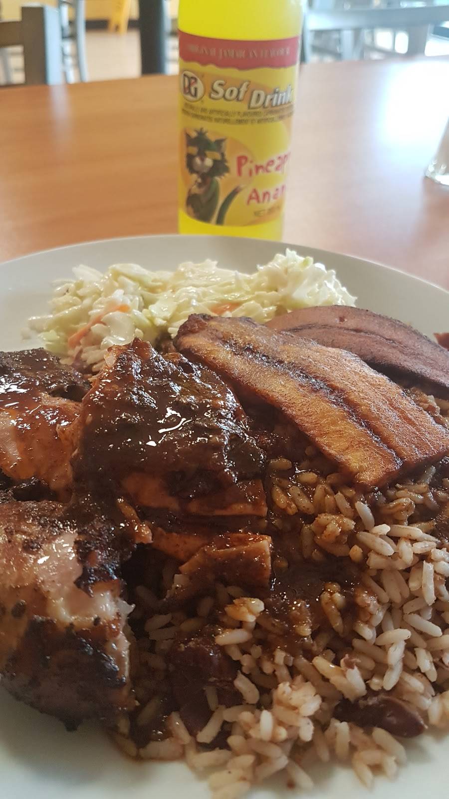 Jusjerk Caribbean Restaurant | restaurant | 3300 Fairview St, Burlington, ON L7N 3N7, Canada | 2893374631 OR +1 289-337-4631
