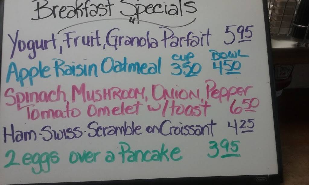 Yulan Country Store | restaurant | 218 Airport Rd, Yulan, NY 12792, USA | 8455570425 OR +1 845-557-0425