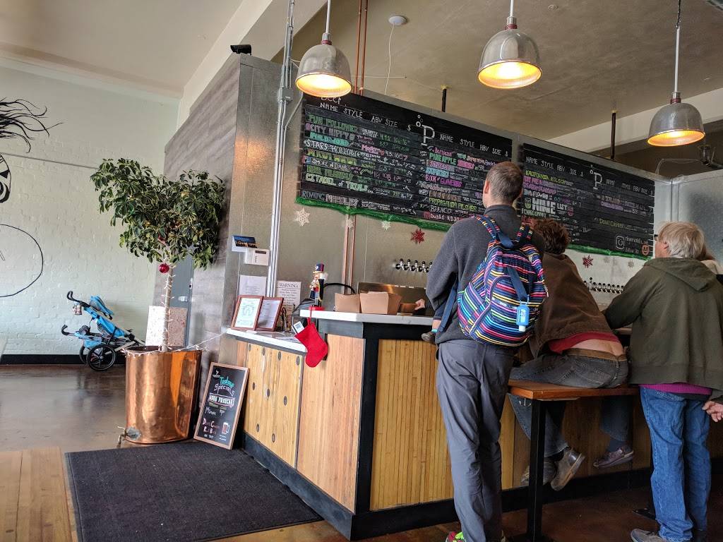 Degrees Plato Tap Room Bottle Shop & Kitchen | restaurant | 4251 MacArthur Blvd, Oakland, CA 94619, USA | 5104793366 OR +1 510-479-3366