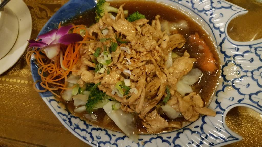 Chiang Mai Thai & Sushi Bar | restaurant | 415 Cleveland St, Clearwater, FL 33755, USA | 7274610414 OR +1 727-461-0414