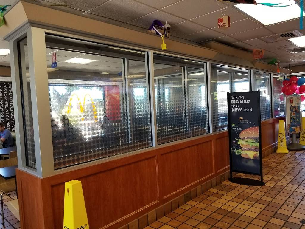 McDonalds | cafe | 6323 33rd Ave NE, Marysville, WA 98271, USA | 3606594403 OR +1 360-659-4403