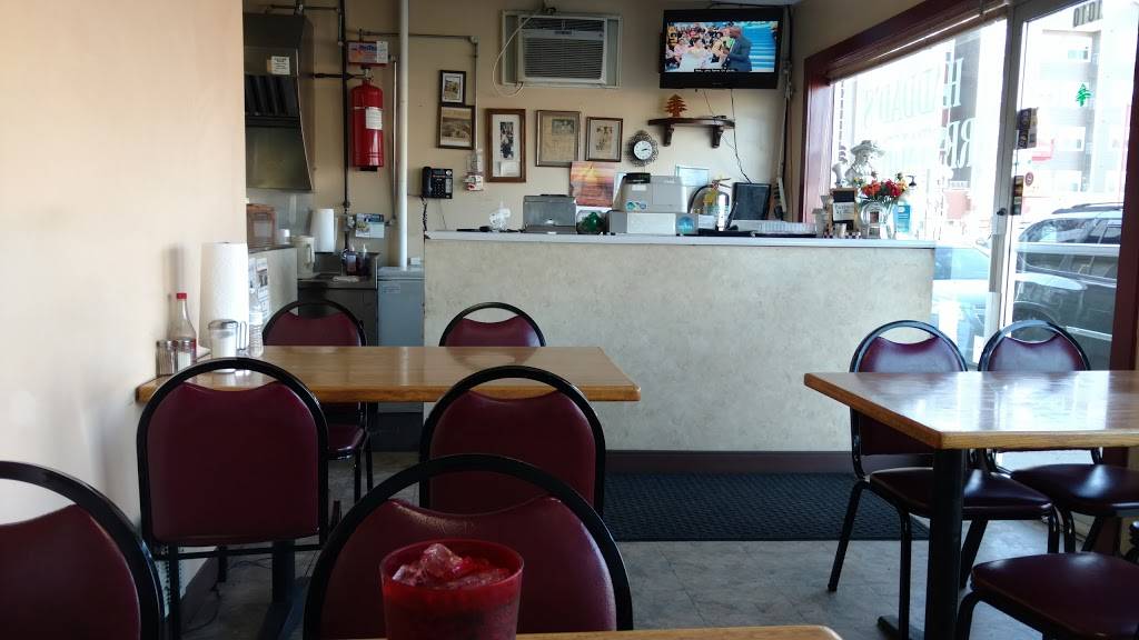 Haddads Restaurant | restaurant | 1010 W Main St, Peoria, IL 61606, USA | 3096725339 OR +1 309-672-5339