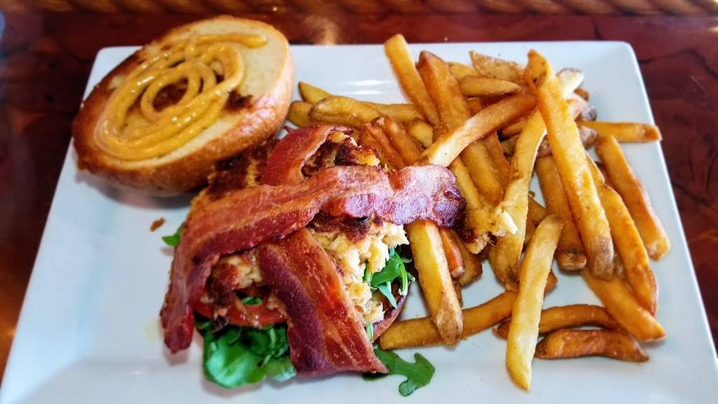 The Captains Table Restaurant | restaurant | 1200 W Retta Esplanade, Punta Gorda, FL 33950, USA | 9416371177 OR +1 941-637-1177