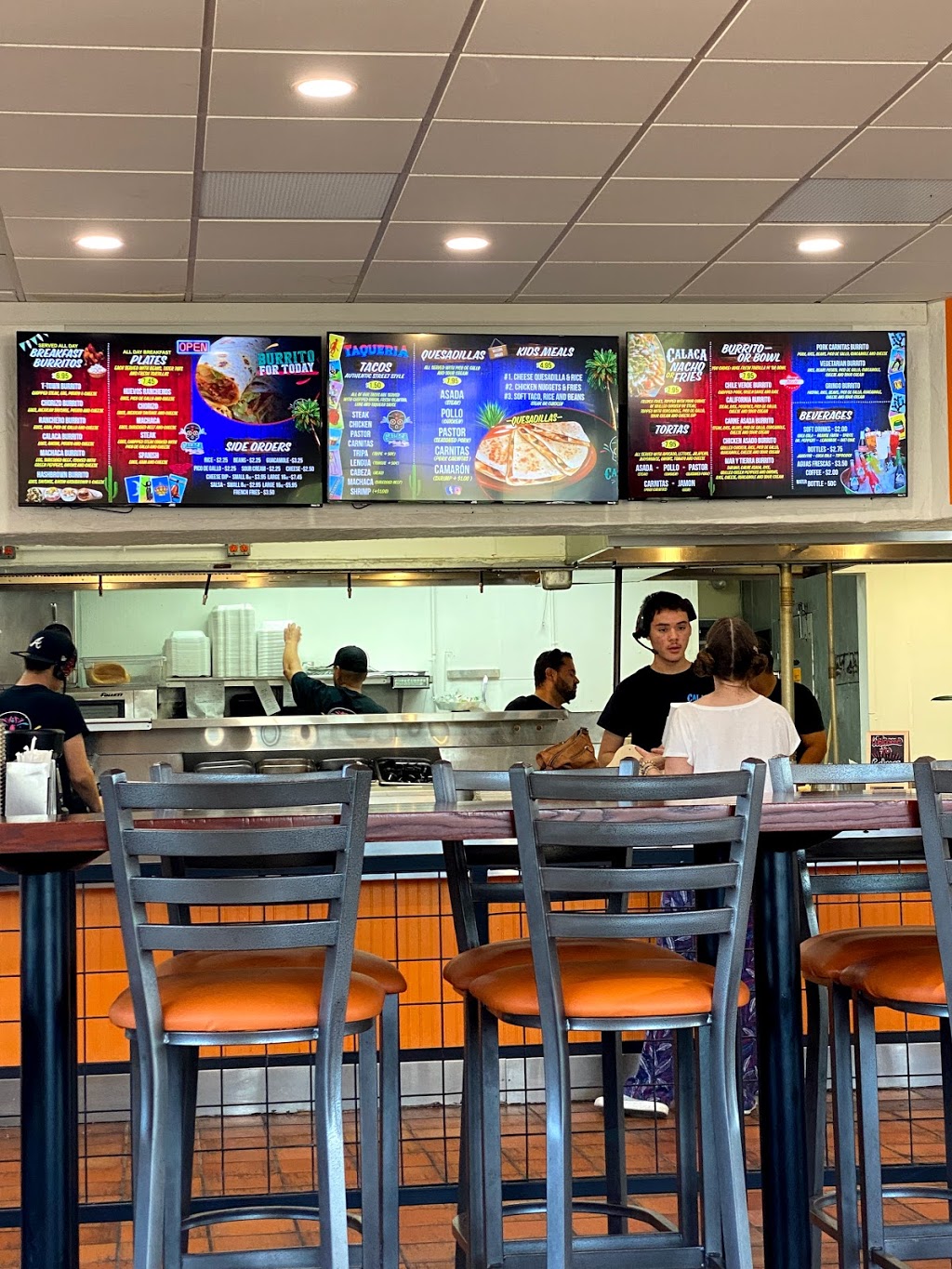 Calaca Fresh Mex | restaurant | 3202 S Sheridan Rd, Tulsa, OK 74145, USA | 9189328243 OR +1 918-932-8243