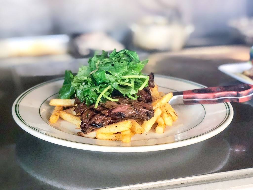 Blackfinn Ameripub - Merrifield | restaurant | 2750 Gallows Rd, Vienna, VA 22180, USA | 7032070100 OR +1 703-207-0100