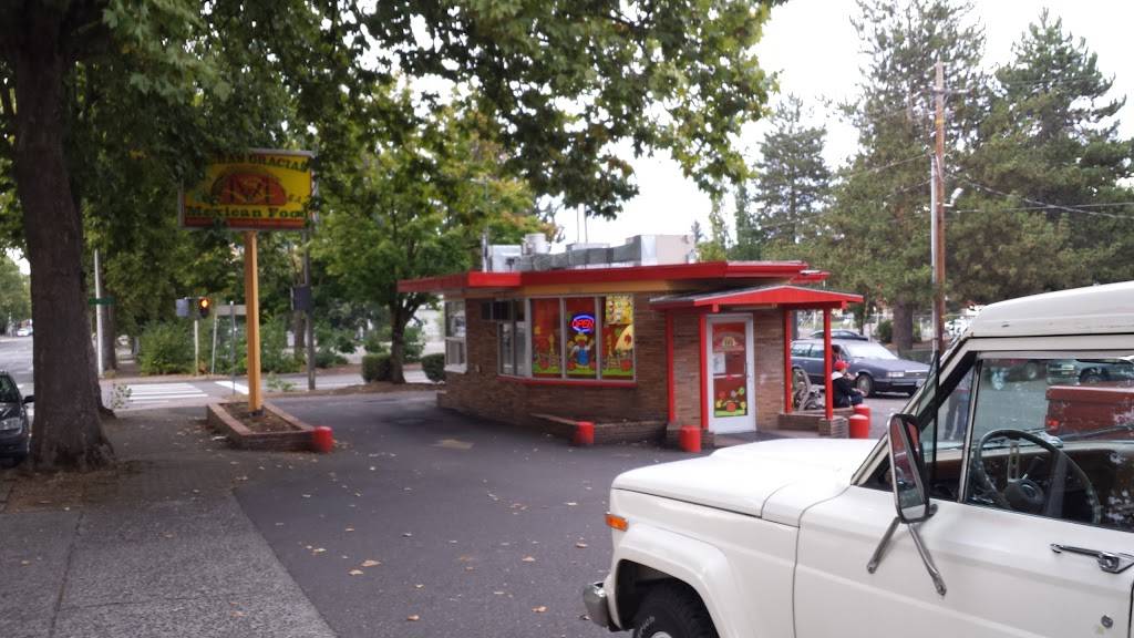 Muchas Gracias Mexican Food | restaurant | 1411 Washington St, Vancouver, WA 98660, USA | 3606952461 OR +1 360-695-2461