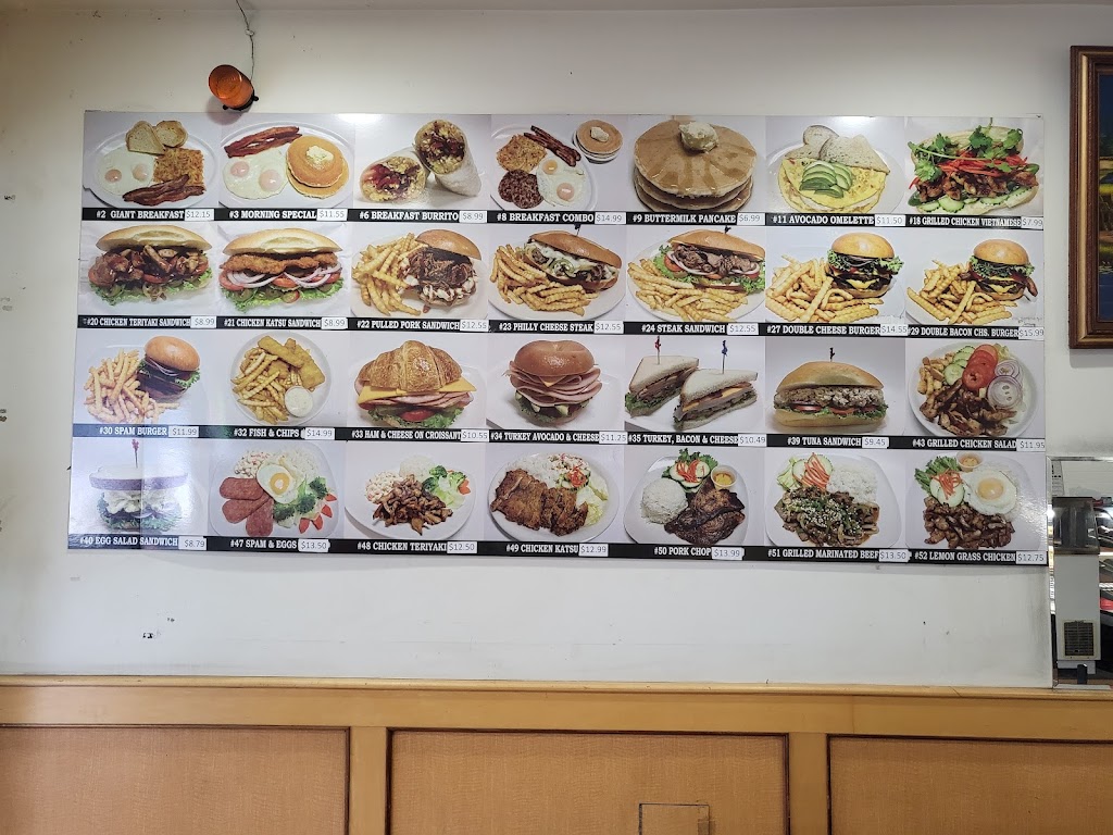 Luckys Bakery & Cafe | restaurant | 2666 Geneva Ave, Daly City, CA 94014, USA | 4154683172 OR +1 415-468-3172