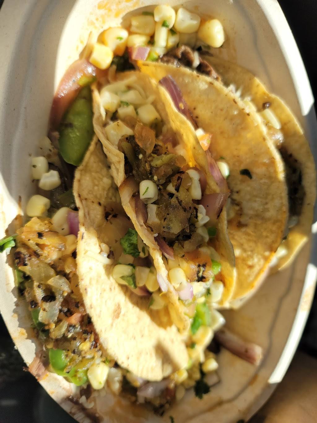 Chipotle Mexican Grill | restaurant | 10701 North Fwy D, Houston, TX 77037, USA | 2818208976 OR +1 281-820-8976