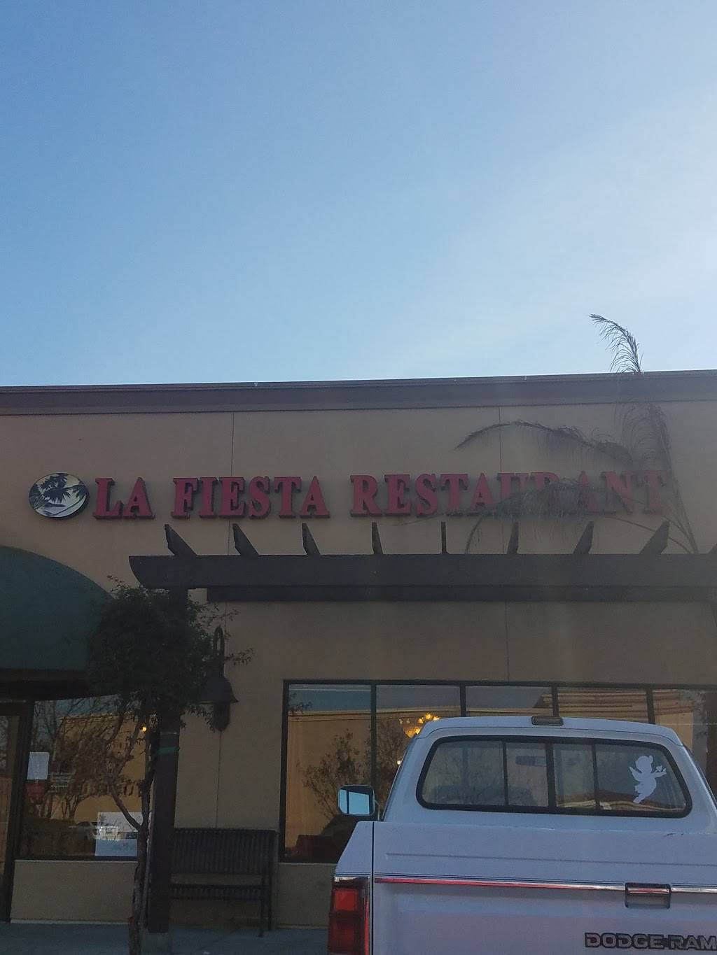 La Fiesta | restaurant | 1323 E Prosperity Ave, Tulare, CA 93274, USA | 5596849047 OR +1 559-684-9047