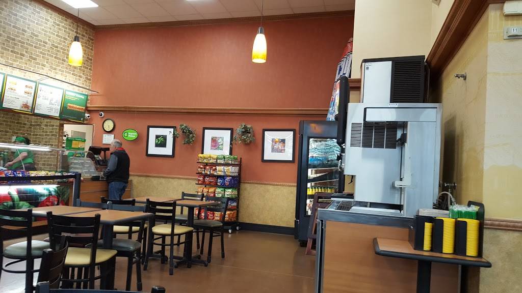 Subway Restaurants | restaurant | 1555 N Rand Rd, Palatine, IL 60074, USA | 8472212870 OR +1 847-221-2870
