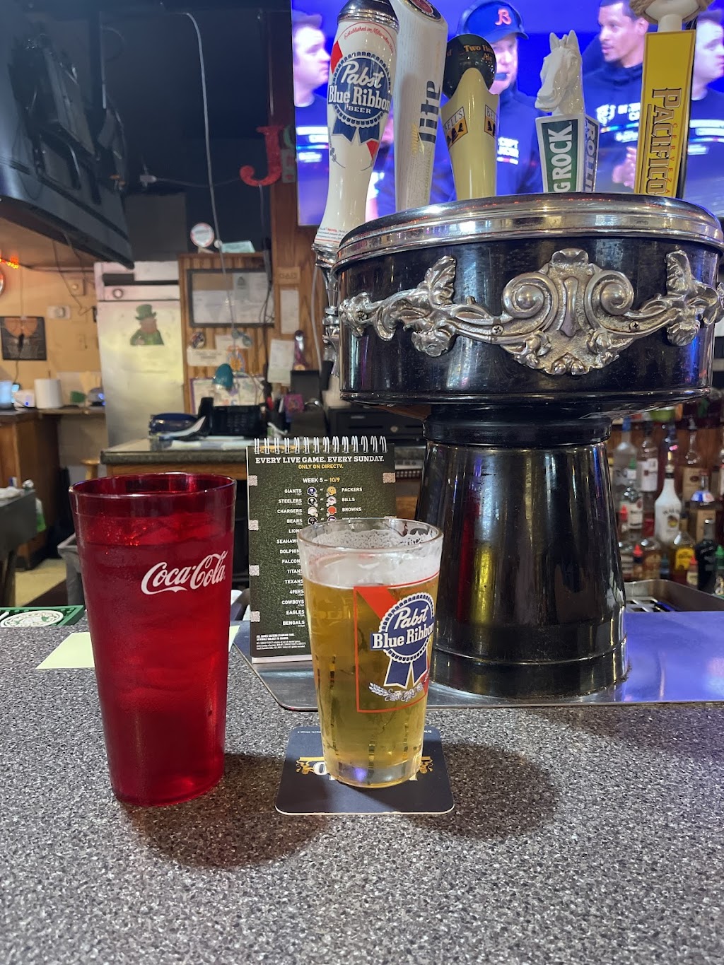 Hoopers Sports Bar & Grill | restaurant | 975 N McLean Blvd, Elgin, IL 60123, USA | 8478880094 OR +1 847-888-0094