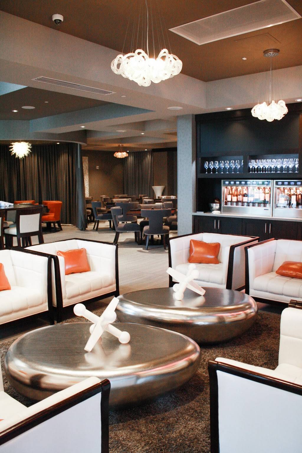 The J Bar Davenport | restaurant | 4215 Elmore Avenue, Davenport, IA 52807, USA | 5634686150 OR +1 563-468-6150