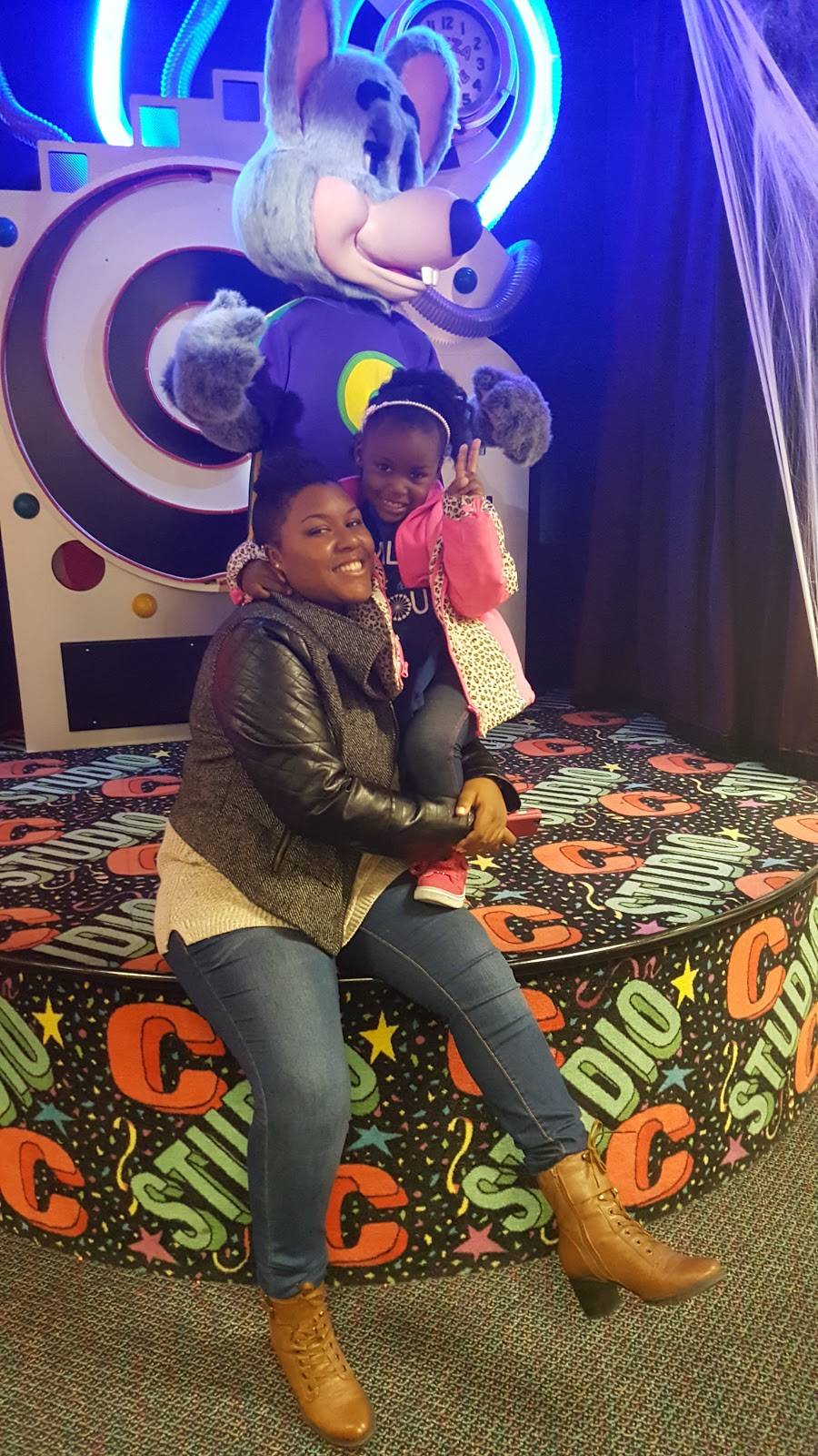 Chuck E. Cheeses | restaurant | 1275 N Dupont Hwy, Dover, DE 19901, USA | 3027369881 OR +1 302-736-9881