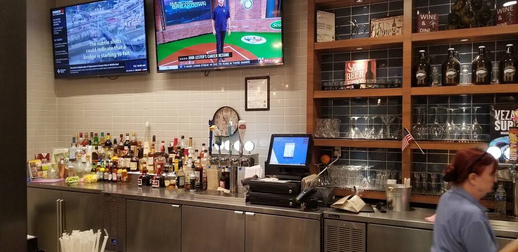 Cross Grain Brewhouse | restaurant | Terminal 4, 4 Upper Terminal Dr, Fort Lauderdale, FL 33315, USA | 9543591500 OR +1 954-359-1500