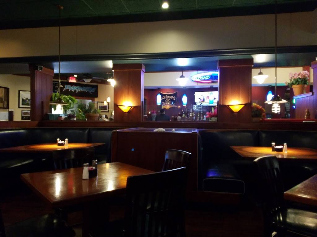 Crown Point Restaurant | restaurant | 2518 Sardis Rd N, Charlotte, NC 28227, USA | 7048471212 OR +1 704-847-1212