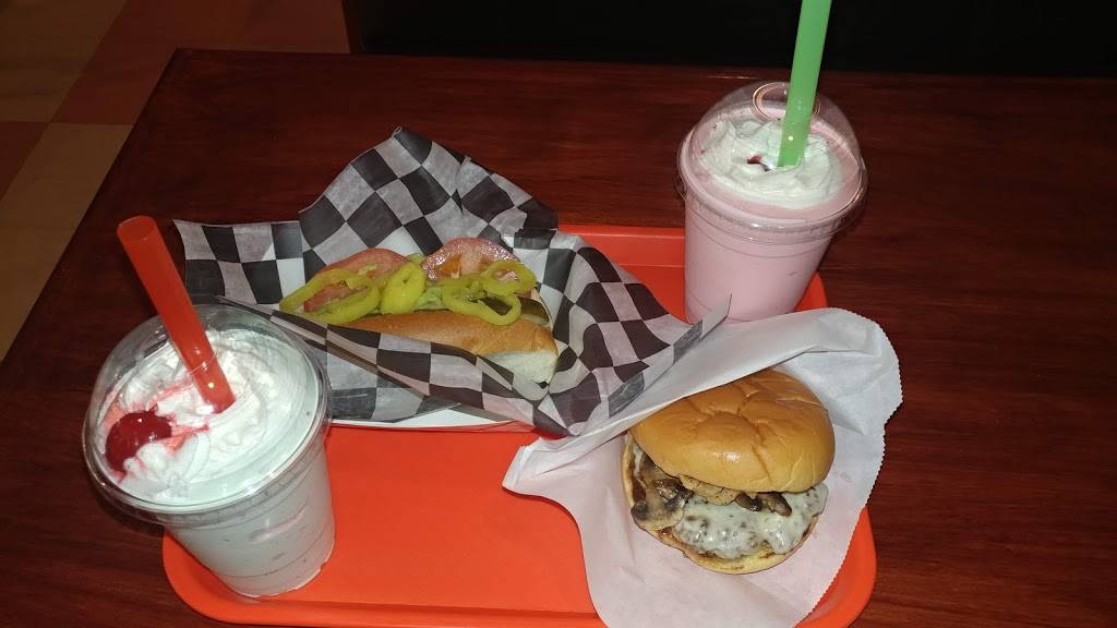 Flip City Shakes | restaurant | 233 2nd St Pike, Southampton, PA 18966, USA | 2154949267 OR +1 215-494-9267