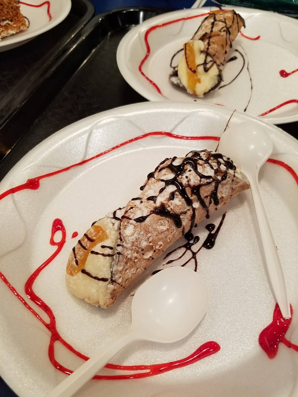 Luigis Pizzeria | restaurant | 712 W Main St, Louisville, KY 40202, USA | 5025890005 OR +1 502-589-0005