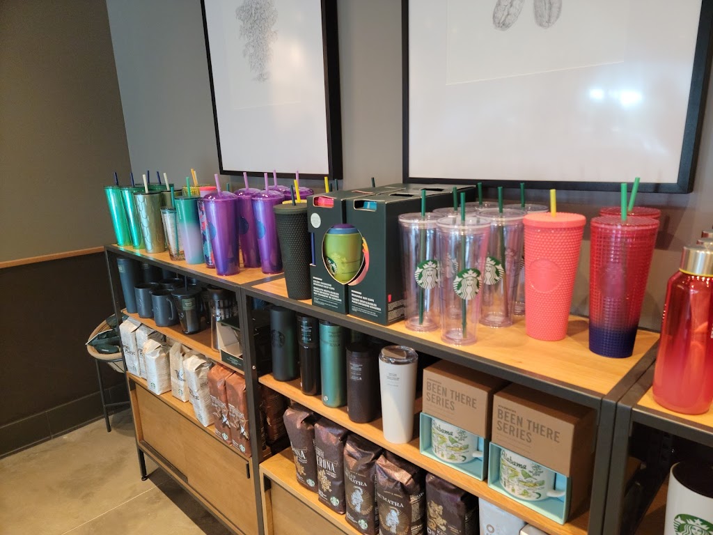 Starbucks | cafe | 14561 Hwy 231 - 431 N, Hazel Green, AL 35750, USA | 2566932512 OR +1 256-693-2512