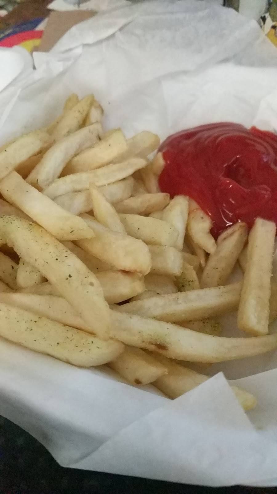 Greek Gyro Cafe | restaurant | 819 Thornton Pkwy, Thornton, CO 80229, USA | 3034511440 OR +1 303-451-1440