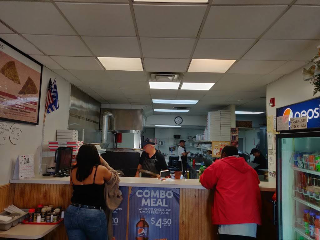 Arsenal Pizza | restaurant | 76 School St, Watertown, MA 02472, USA | 6179247686 OR +1 617-924-7686