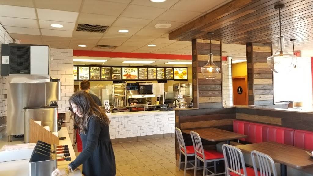 Arbys | restaurant | 715 N Gilbert Rd, Gilbert, AZ 85234, USA | 4809263536 OR +1 480-926-3536