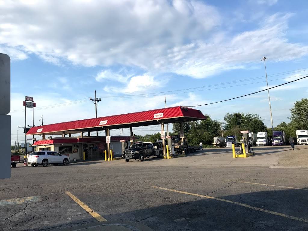 Eagle Truck Stop and Family Restaurant | restaurant | 217 16th St SW, New Philadelphia, OH 44663, USA | 3303394080 OR +1 330-339-4080