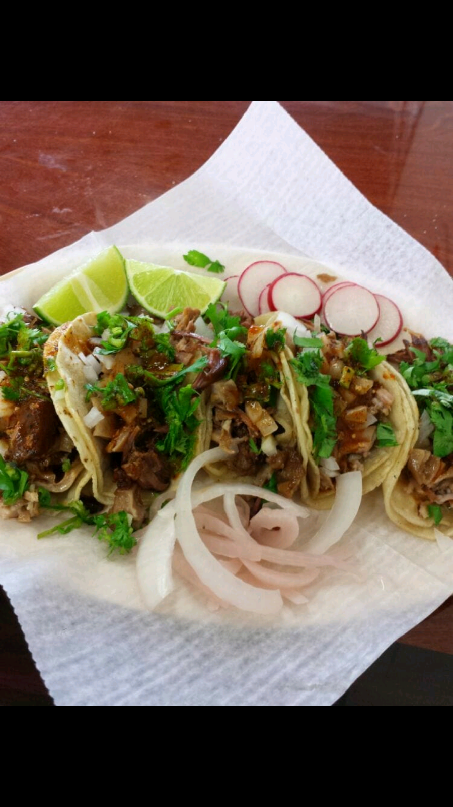 Cocina Los Volcanes | restaurant | 937 W Holt Ave, Pomona, CA 91768, USA | 9096204848 OR +1 909-620-4848