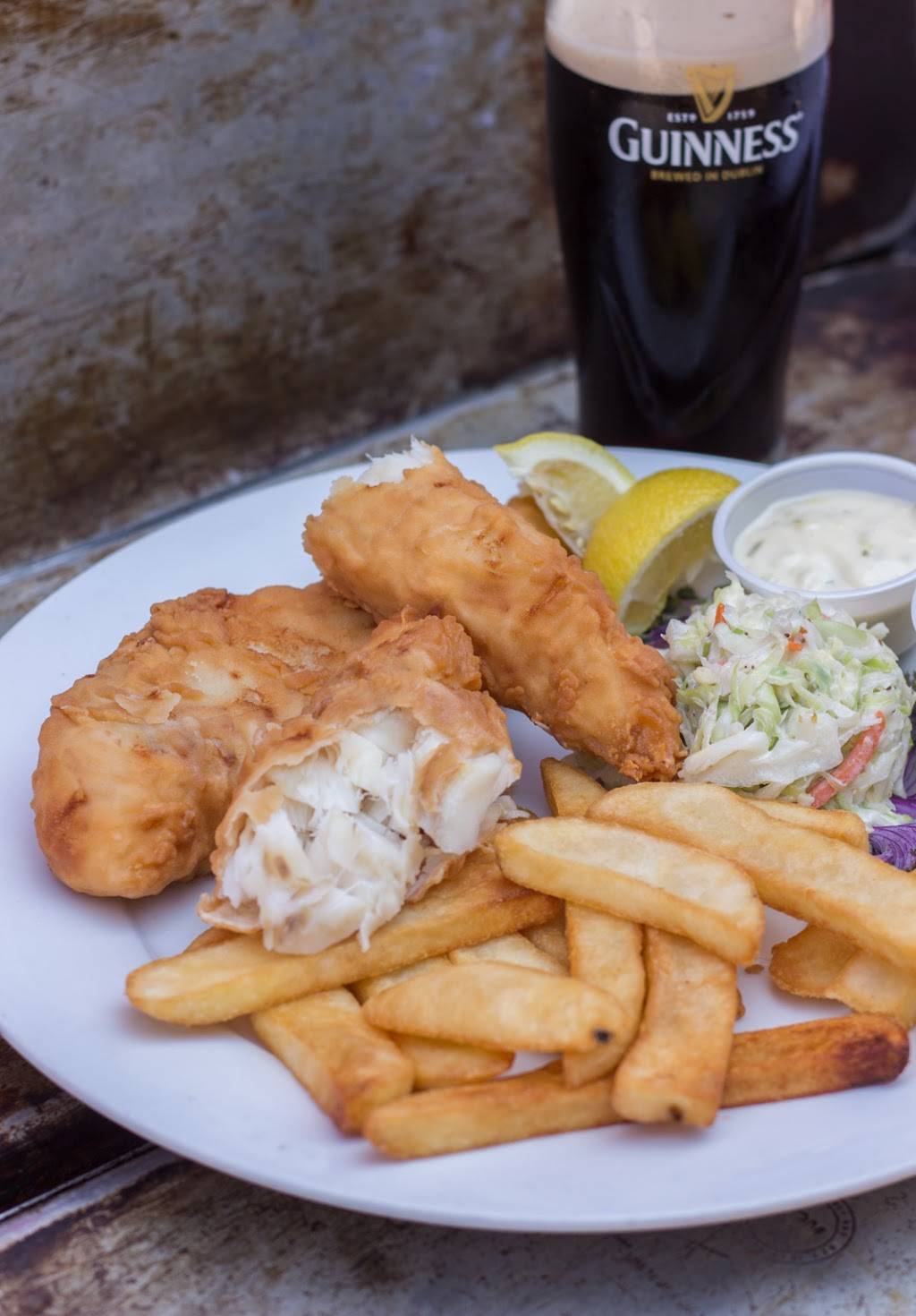 The Olde Ship | restaurant | 709 N Harbor Blvd, Fullerton, CA 92832, USA | 7148717447 OR +1 714-871-7447