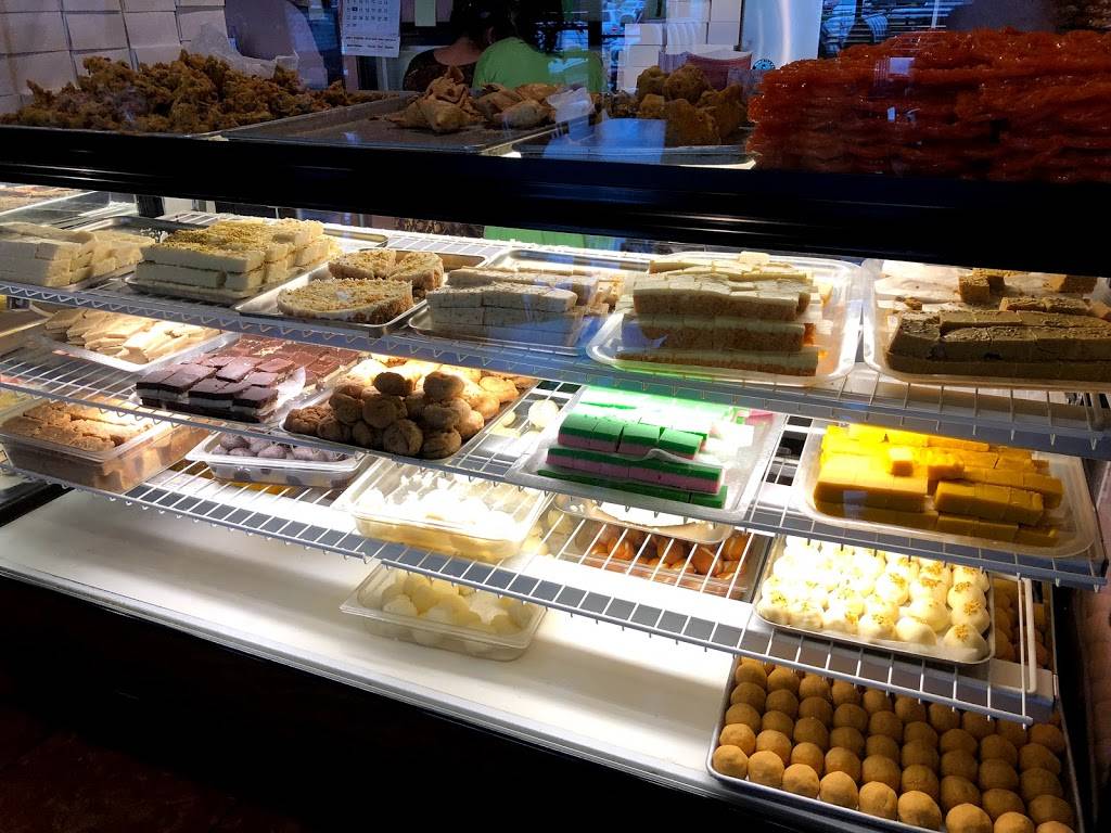 Raja Sweets | restaurant | 5667 Hillcroft St, Houston, TX 77036, USA | 7137825667 OR +1 713-782-5667