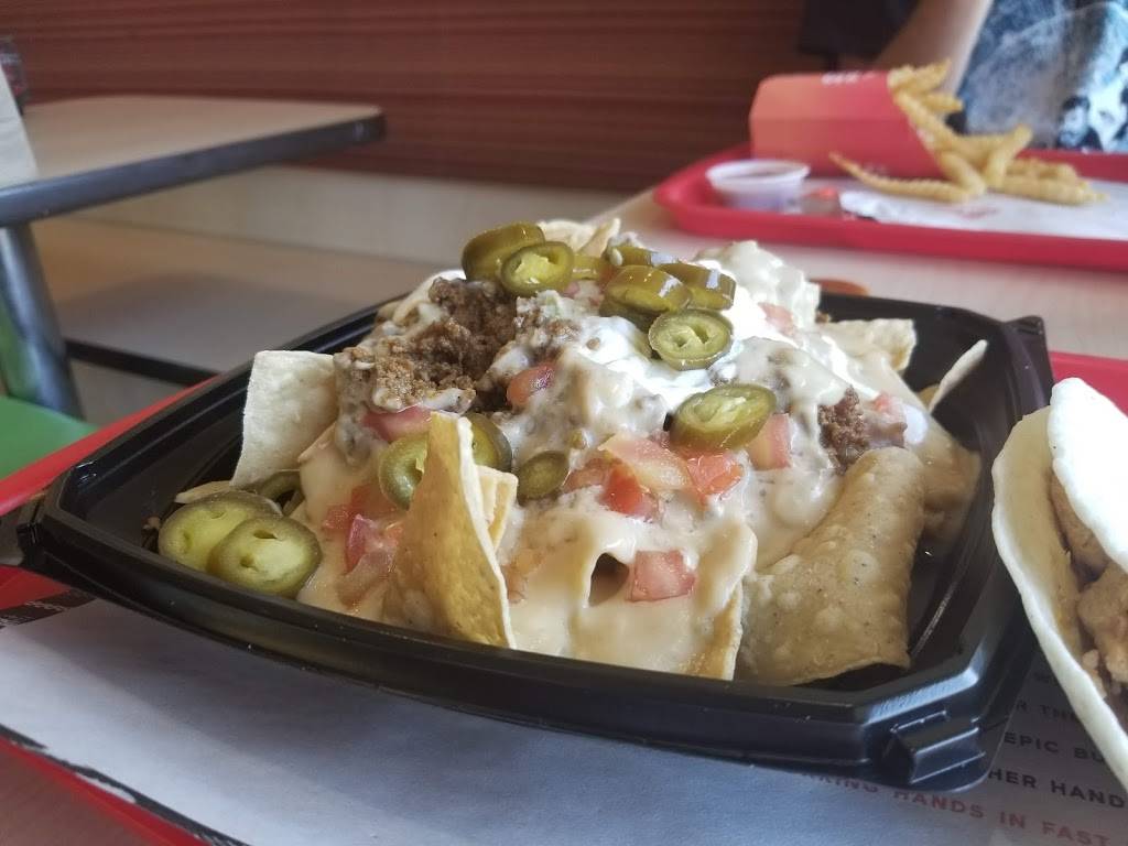 Del Taco | meal takeaway | 11066 CA-2, Los Angeles, CA 90025, USA | 3104816826 OR +1 310-481-6826