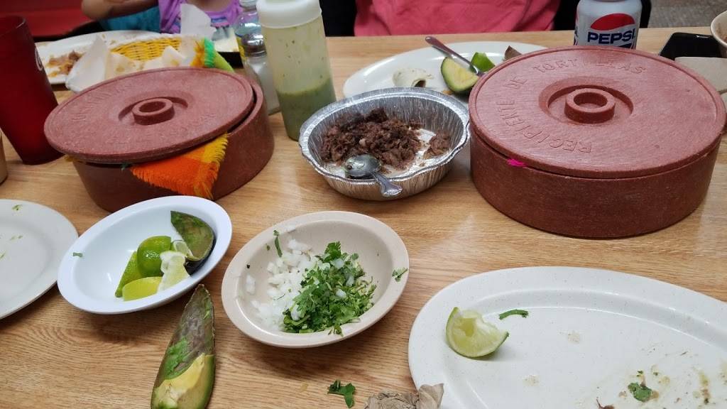 Morelia Mexican Restaurant and Tortilleria | restaurant | 304 W Sunset Ave, Springdale, AR 72764, USA | 4794195196 OR +1 479-419-5196