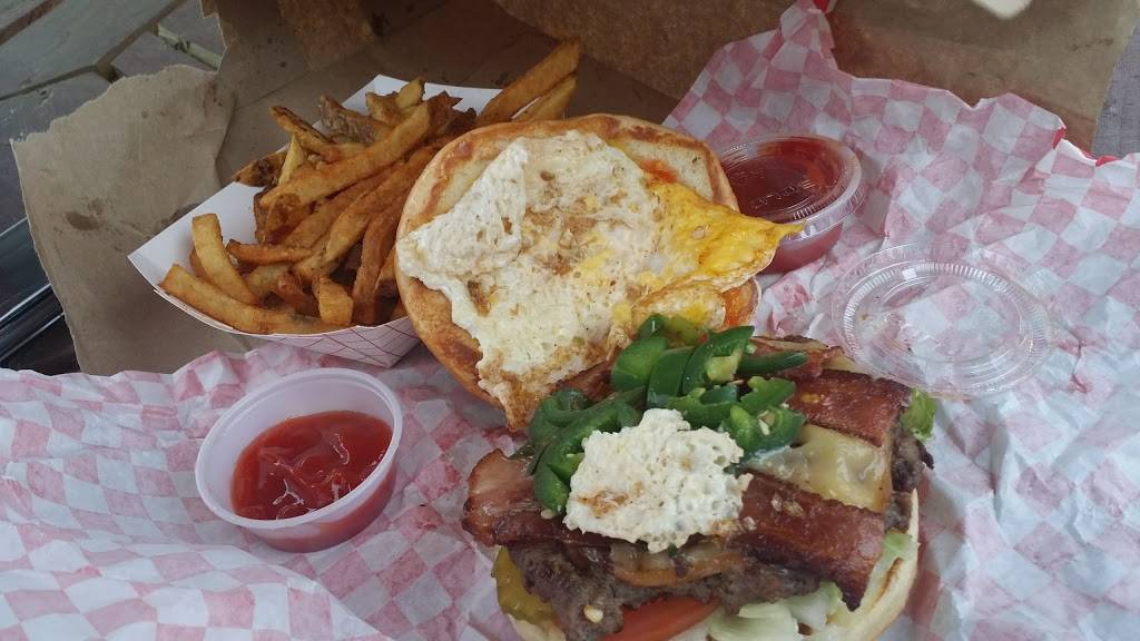 Burns Burger Shack | restaurant | 8307 De Priest St #77088, Houston, TX 77088, USA | 8322303538 OR +1 832-230-3538
