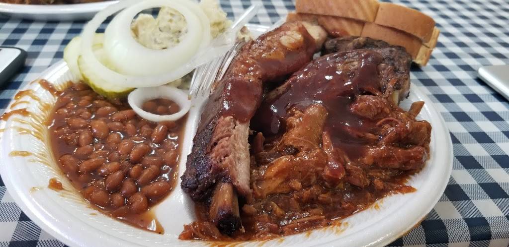 J & B Barbecue & Catering | restaurant | 48 S Holloway St, Henderson, KY 42420, USA | 2708300033 OR +1 270-830-0033
