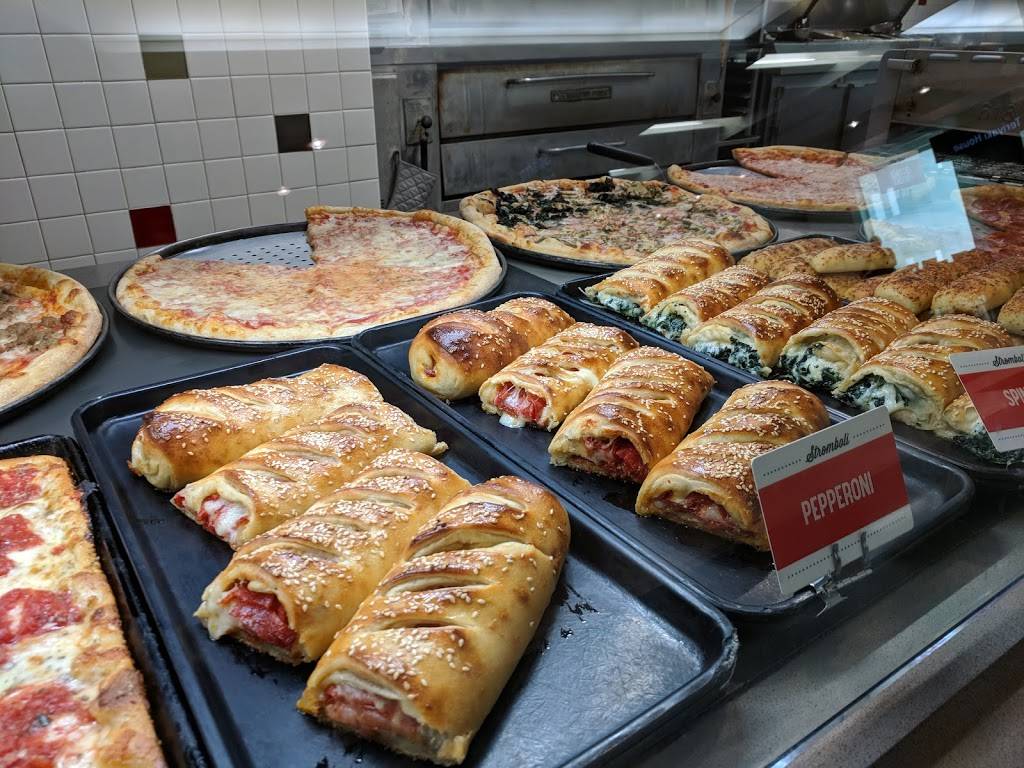 Sbarro | restaurant | 100 Greyrock Pl, Stamford, CT 06901, USA | 2033570206 OR +1 203-357-0206
