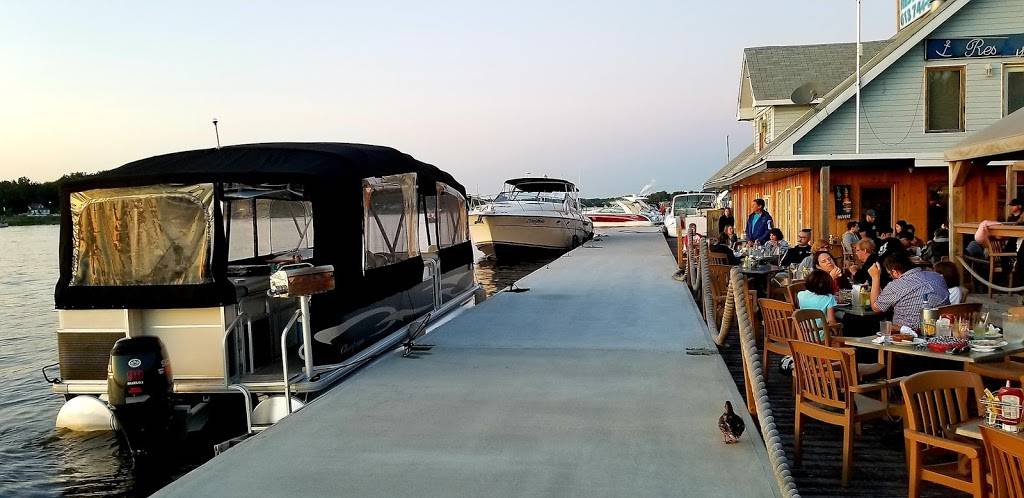 The Boathouse Restaurant | restaurant | Sir George-Étienne Cartier Pkwy, Ottawa, ON K1M 0A2, Canada | 6137445253 OR +1 613-744-5253