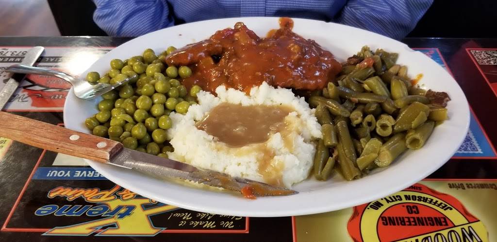 Mels Cafe | cafe | 2421 Industrial Dr, Jefferson City, MO 65109, USA | 5738939115 OR +1 573-893-9115