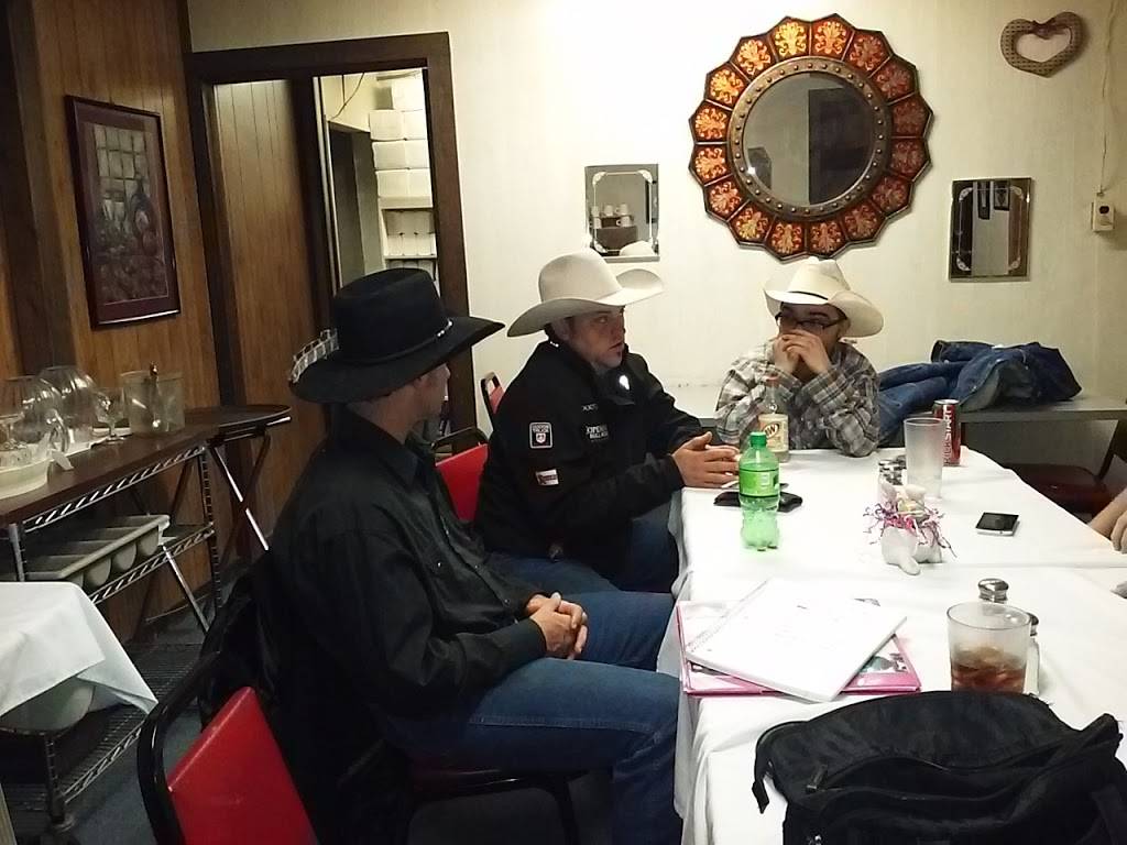 Marilynns Place | restaurant | 1216 Laing St, Osage City, KS 66523, USA | 7855283769 OR +1 785-528-3769