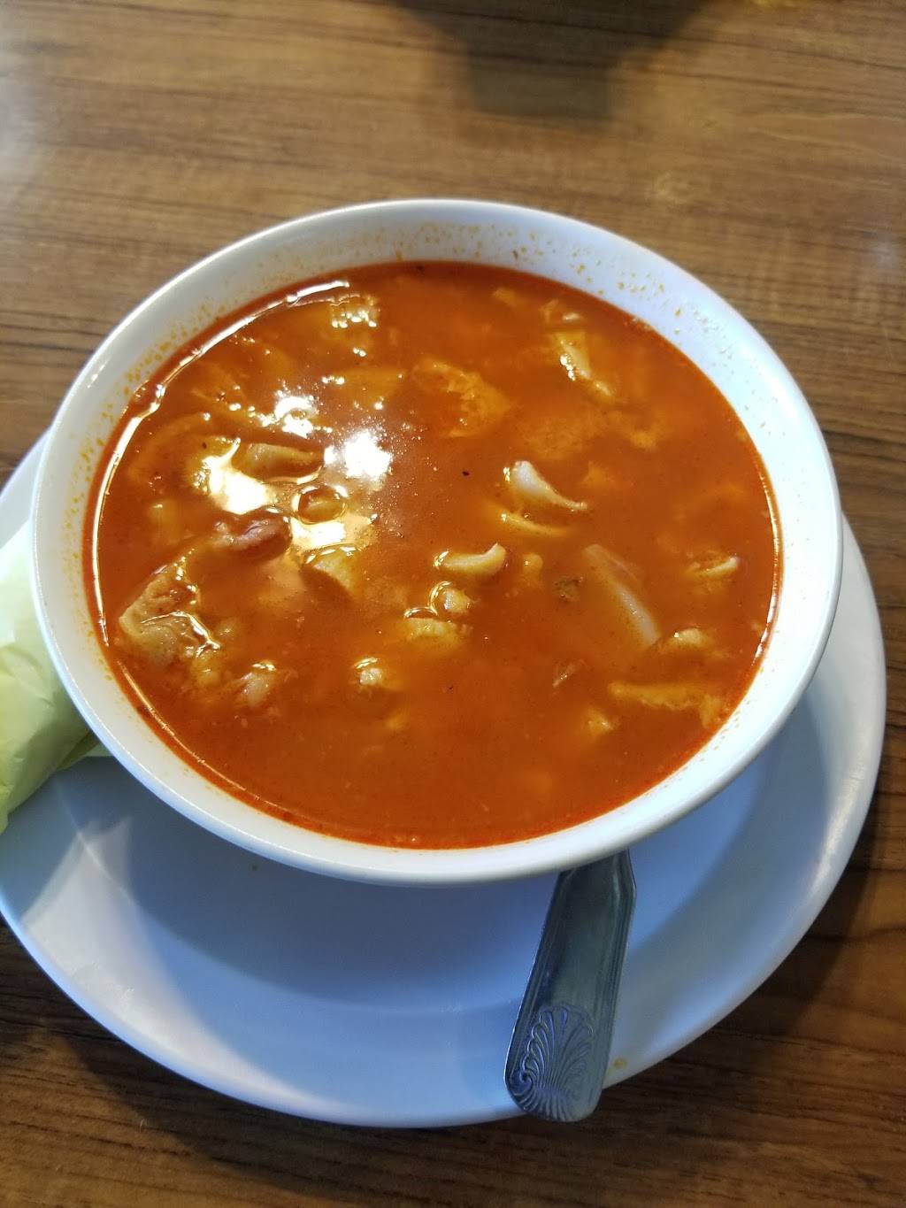 Dinos | restaurant | 13128 S Inglewood Ave, Hawthorne, CA 90250, USA | 3102194098 OR +1 310-219-4098