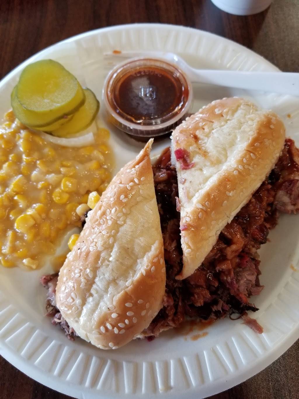 Old Smokehouse | restaurant | 5145 Fredericksburg Rd, San Antonio, TX 78229, USA | 2103405039 OR +1 210-340-5039