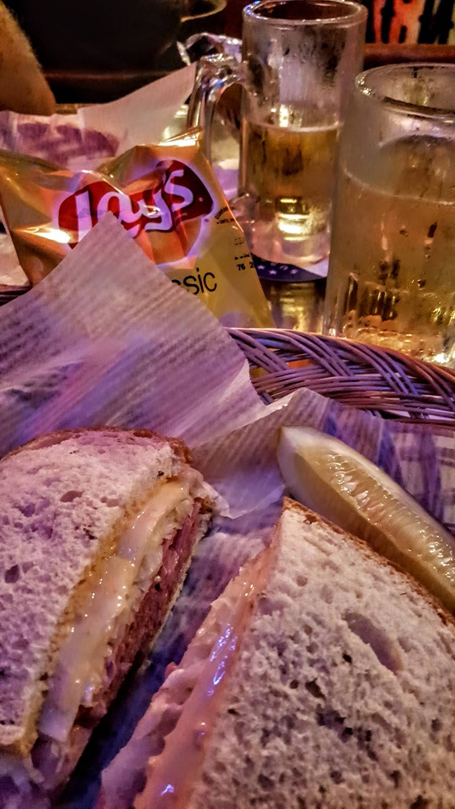 Red Mule Pub | restaurant | 1208 S Broad St, Brooksville, FL 34601, USA | 3527969650 OR +1 352-796-9650