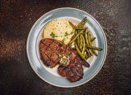 Broadway House Bistro | restaurant | 404 W Broadway St, Princeton, IN 47670, USA | 8126354303 OR +1 812-635-4303